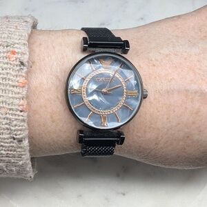 Vintage Stardust Watch with Magnetic Clasp in Black and Grey